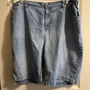 GUC denim shorts